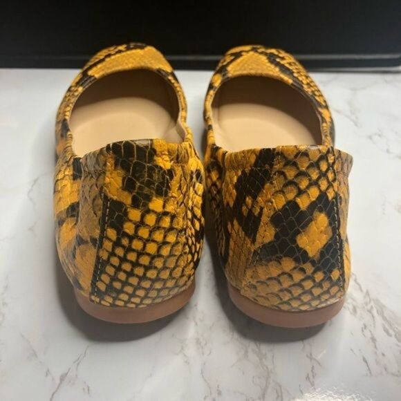 Vince Camuto Leather Brindin ballet flats Snakeskin Size 7 - Picture 3 of 7